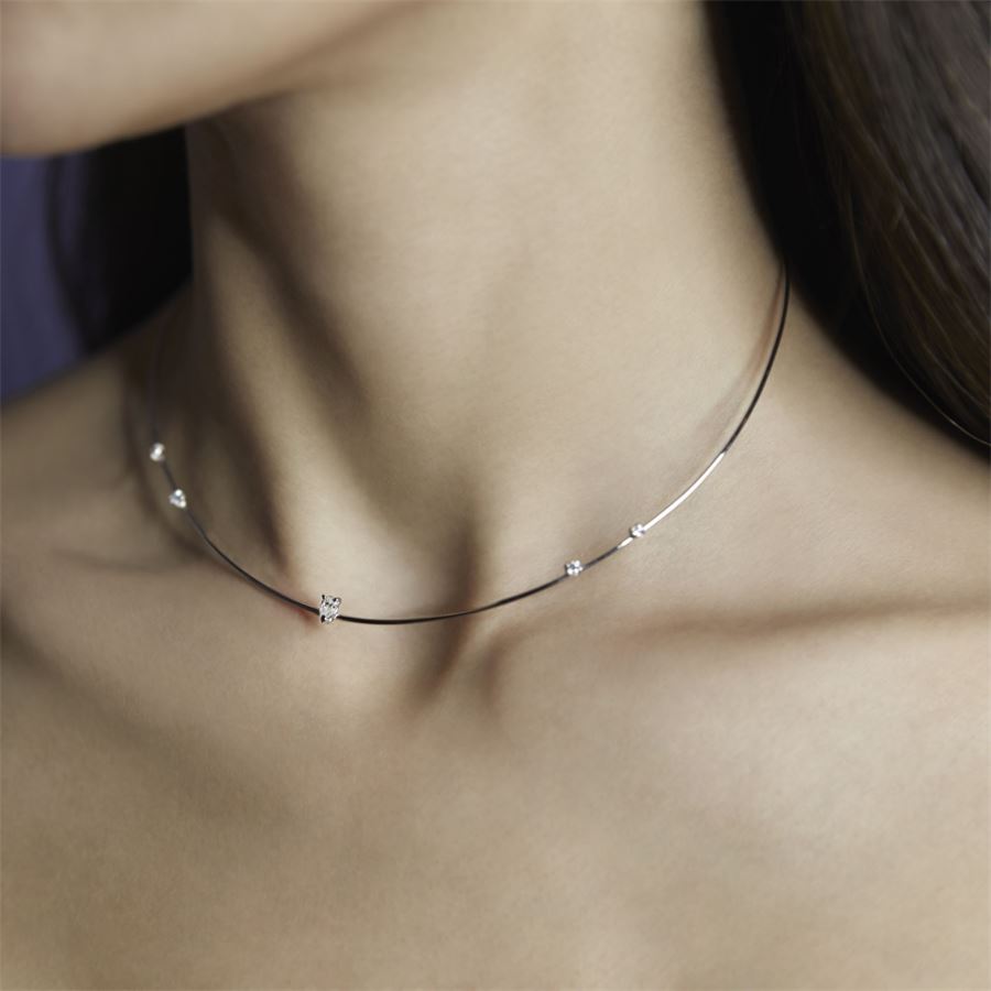 Girocollo 'balance' in oro bianco BALANCE | CL GIRAU18B GC CT. 0,32